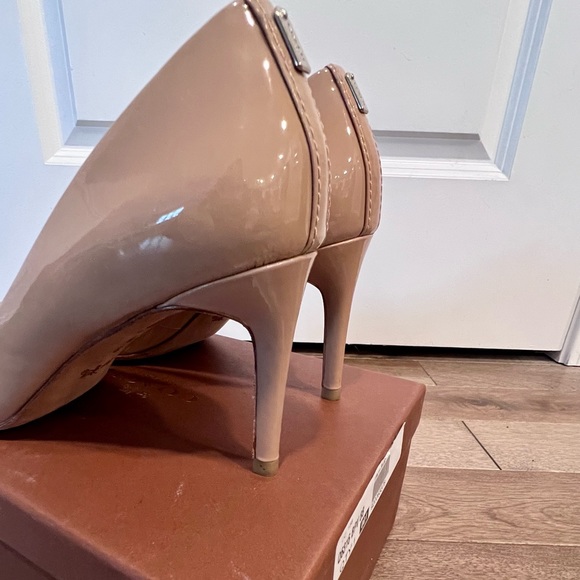 Coach Rosey Patent Pump - Picture 2 of 6